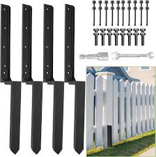 Reparationsinsatser för Stålstaket - 4 St Stolpar och Markspik