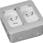 Inbyggt EU Uttag 250V med 2 Multifunktionsuttag